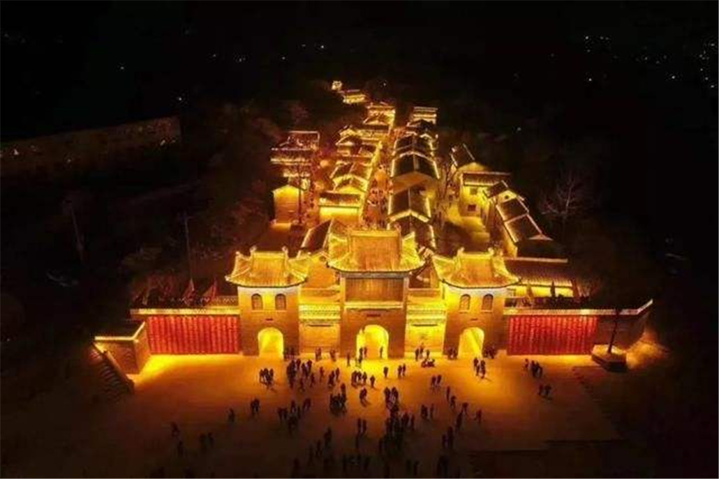 这座历史悠久的古镇终于火了,享誉高不收费,也只有太阳古镇了!