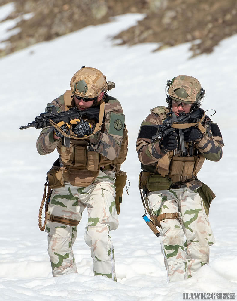 hk416到货 法国陆军第27山地步兵旅迎来"酷炫"新时代