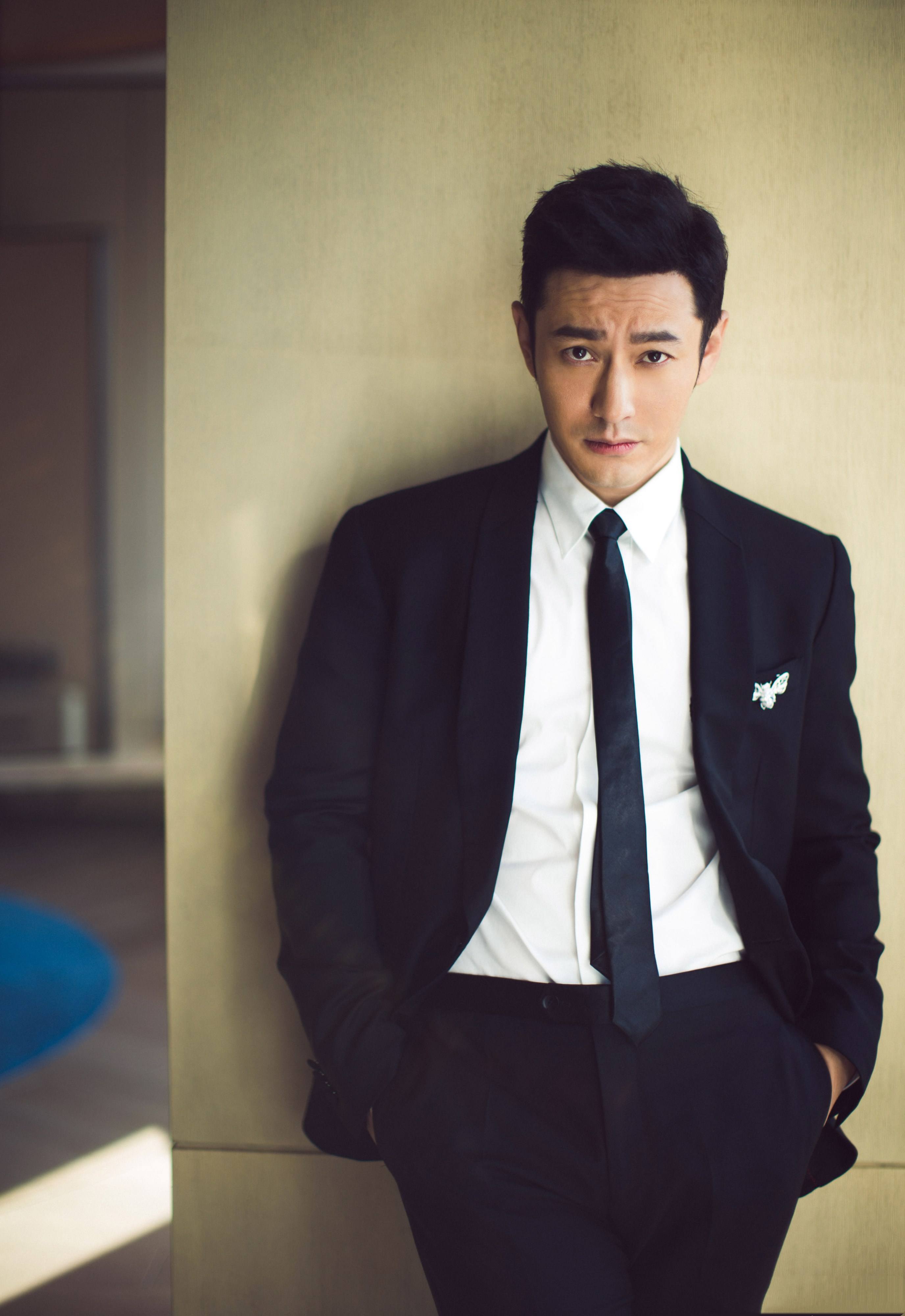 吴亦凡,1990年11月6日出生于广东省广州市,华语影视男演员,流行乐歌手