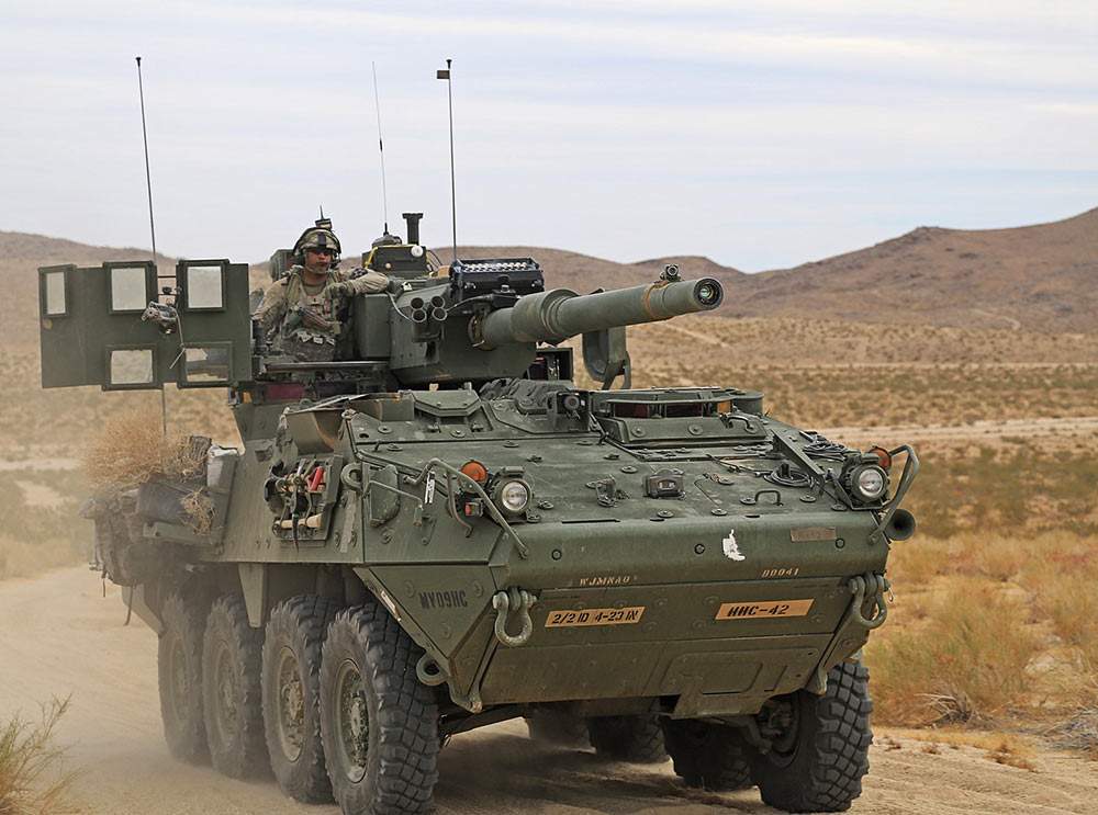 2000辆美军装甲车堆积如山,每日开销都是天文数字,师长:养不起