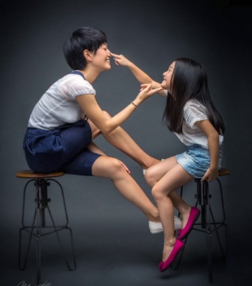 【马伊琍为女儿庆祝十岁生日】 日前,演员文章和马伊琍的女儿爱马满十