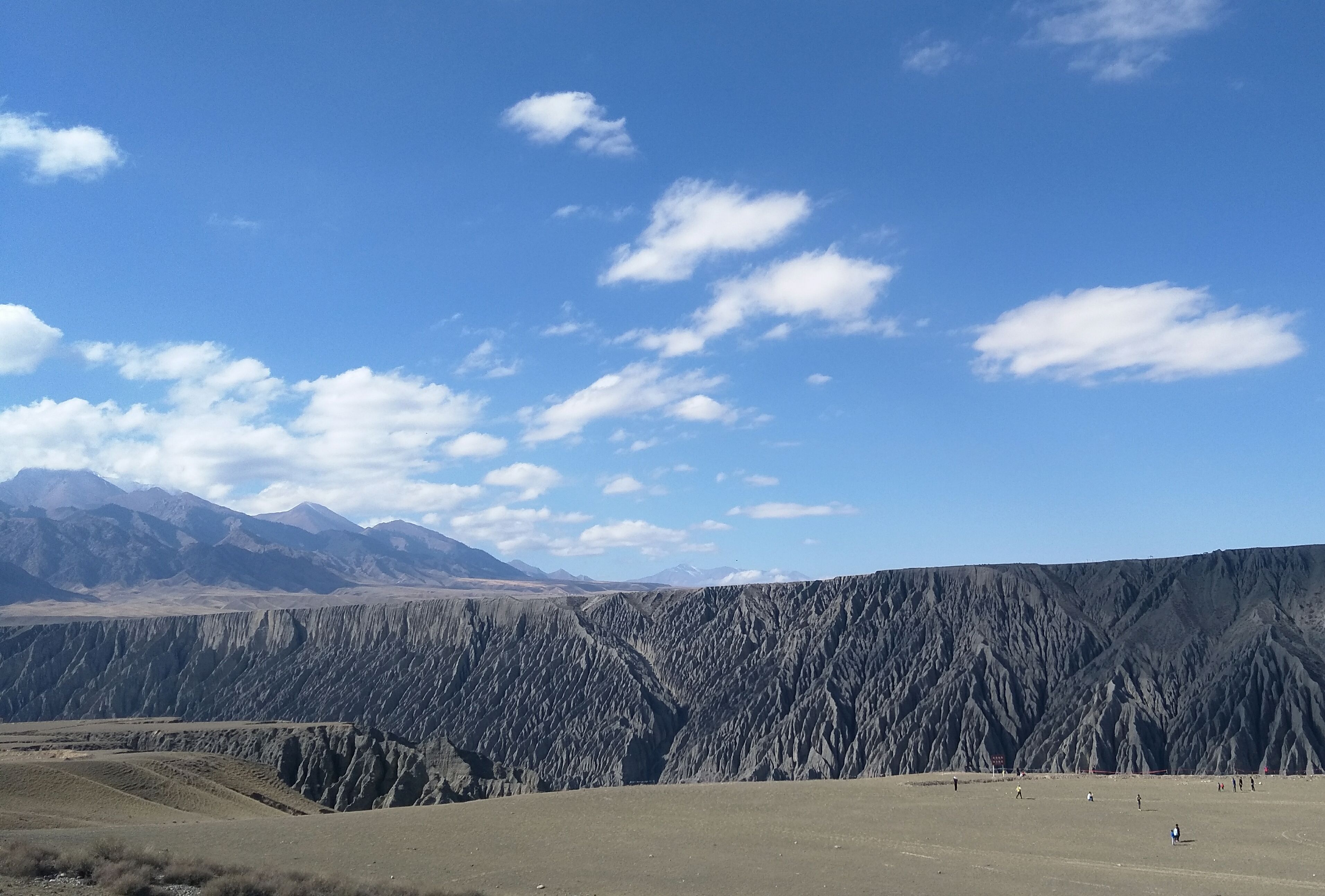 美丽的独山子大峡谷