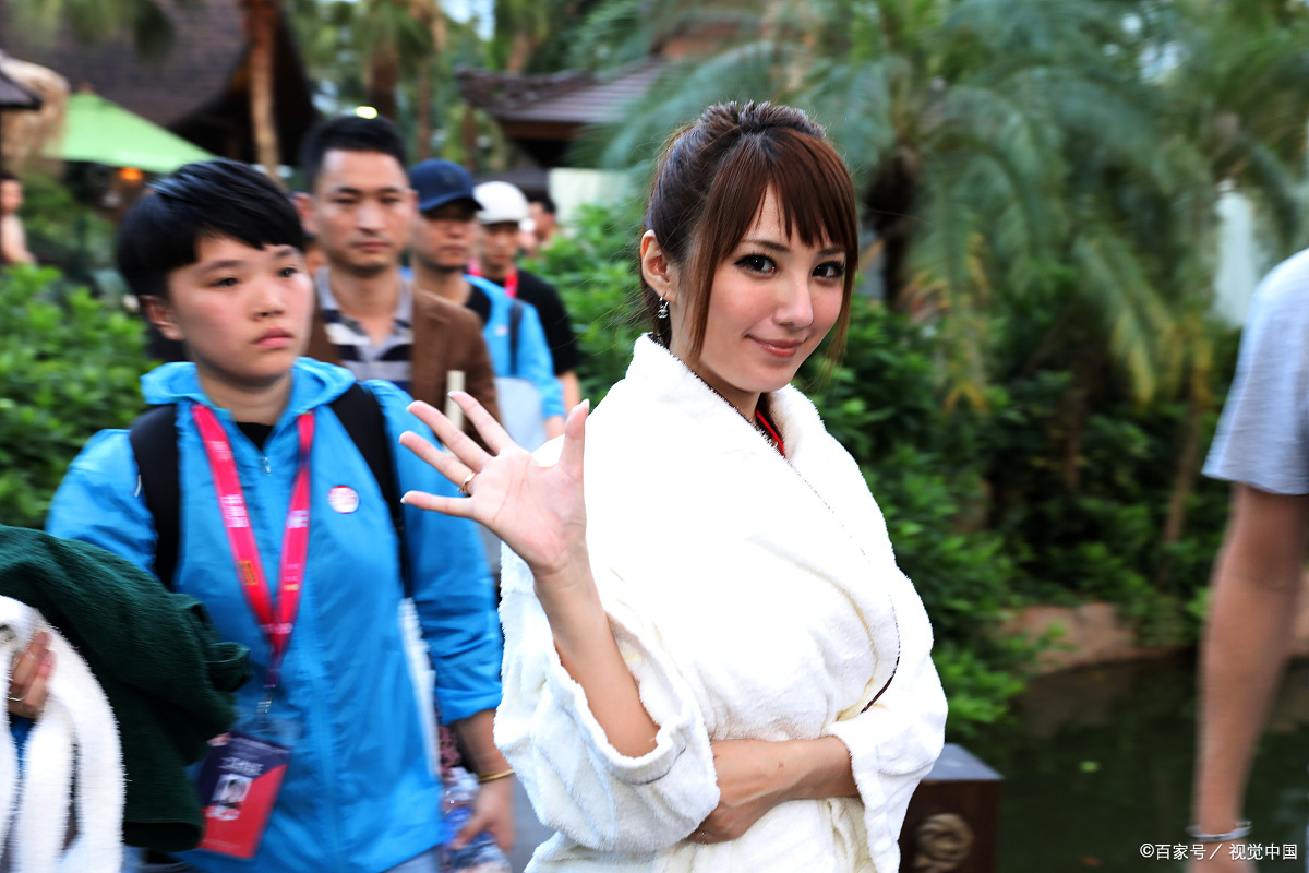 海天翼是你曾经的女神吗?肯定是不少宅男女神