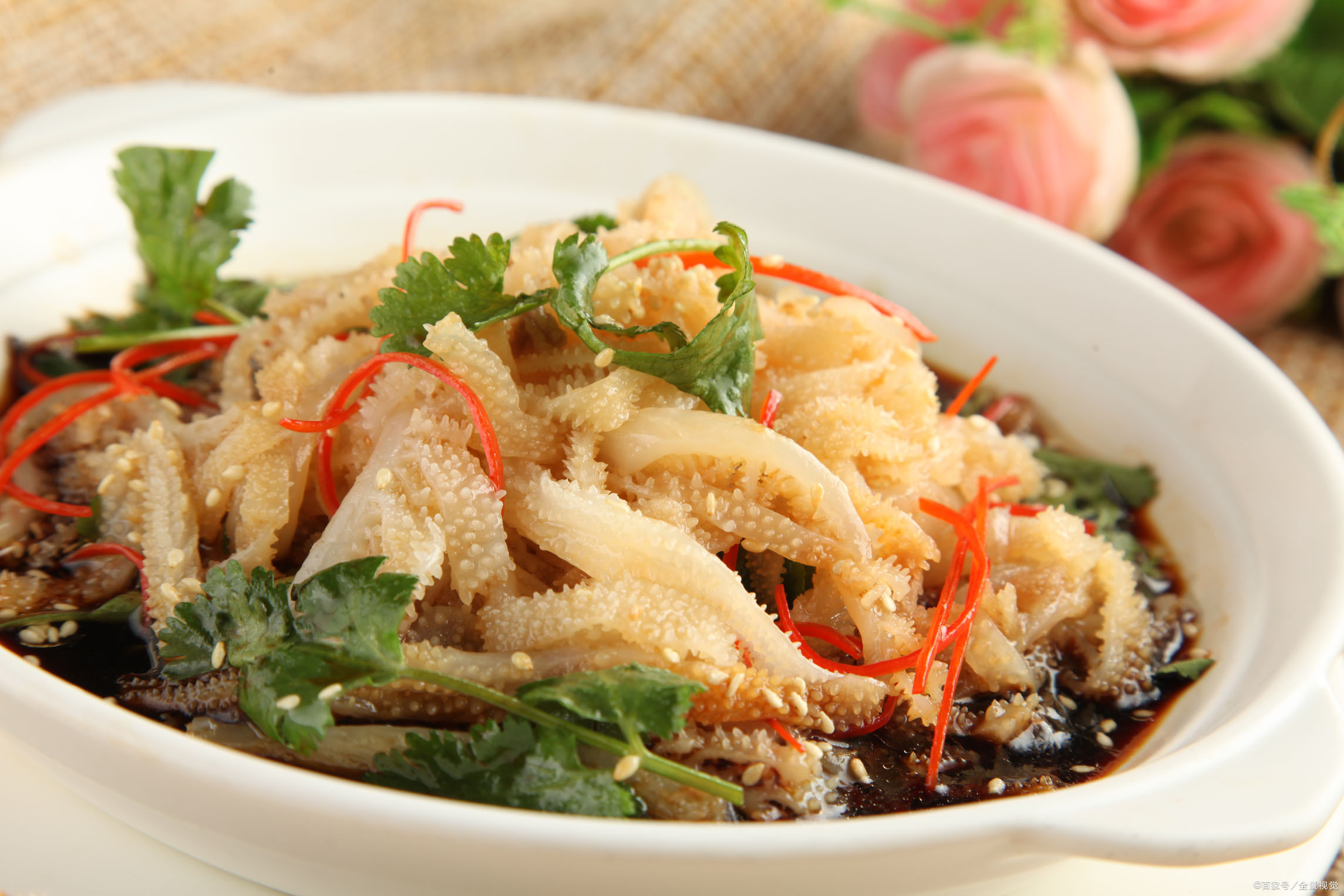 凉拌牛百叶最好吃的做法,营养美味看着都有食欲,上桌就光盘