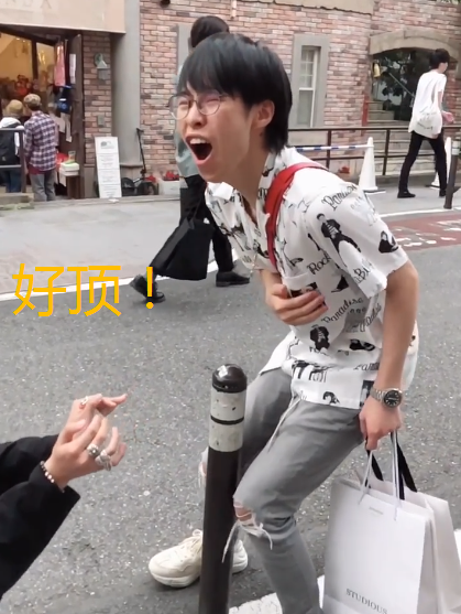 主播火星包带妹双排,深海鱼已被遗忘?果然颜值才是正义!