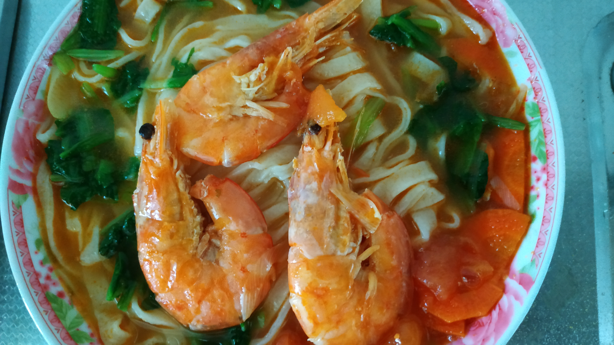 这才是让人胃口大开的番茄大虾面,不输意大利面