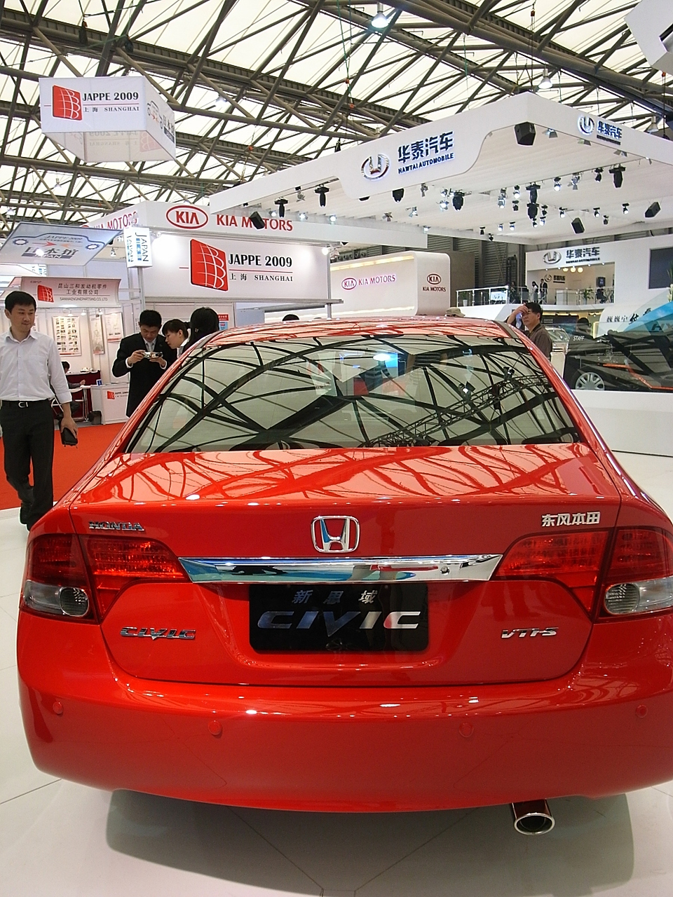 honda思域以12.19-17.59万的价格范围,提供卓越性价比.其6.