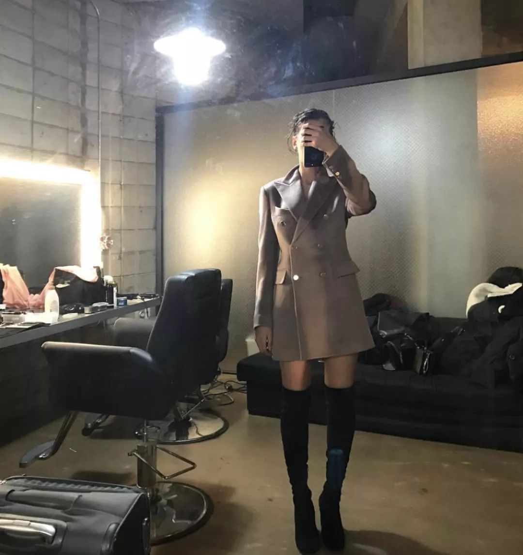 0?她是高级脸的大势模特「李皓京」!