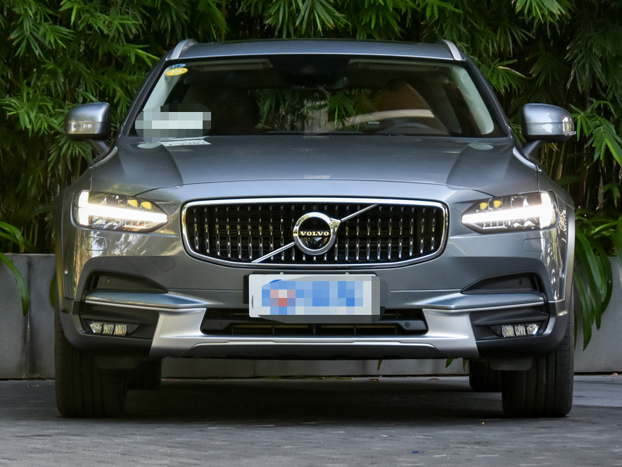 沃尔沃v90 cross country t5四驱智尊版,造型很新颖,大气上档次