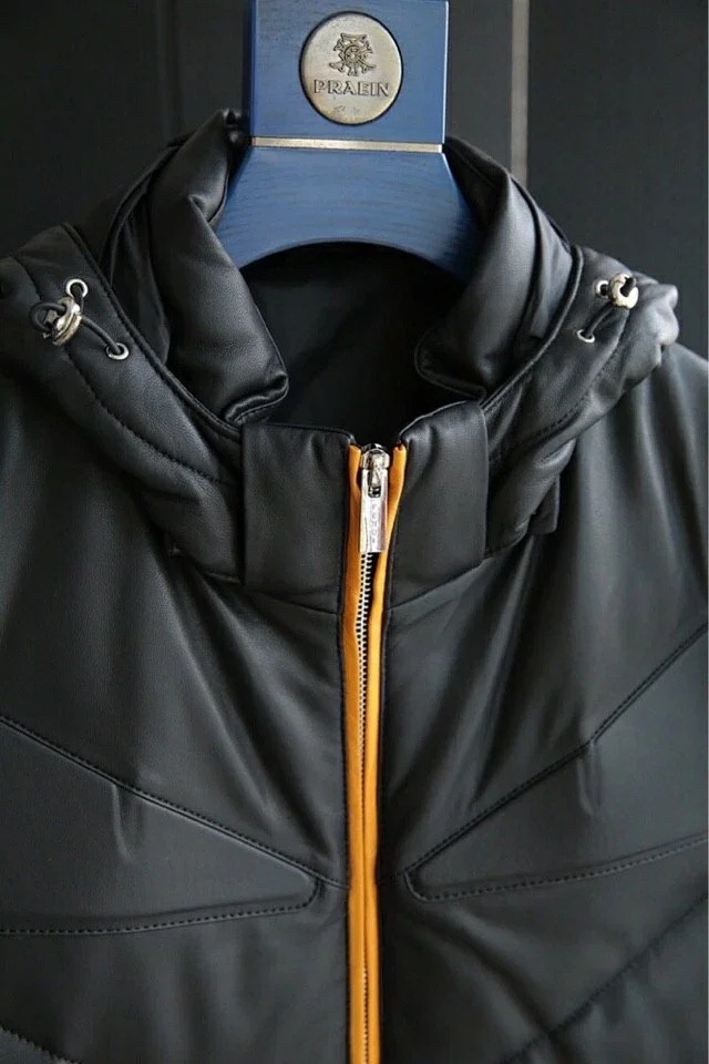 芬迪"刀锋皮衣"