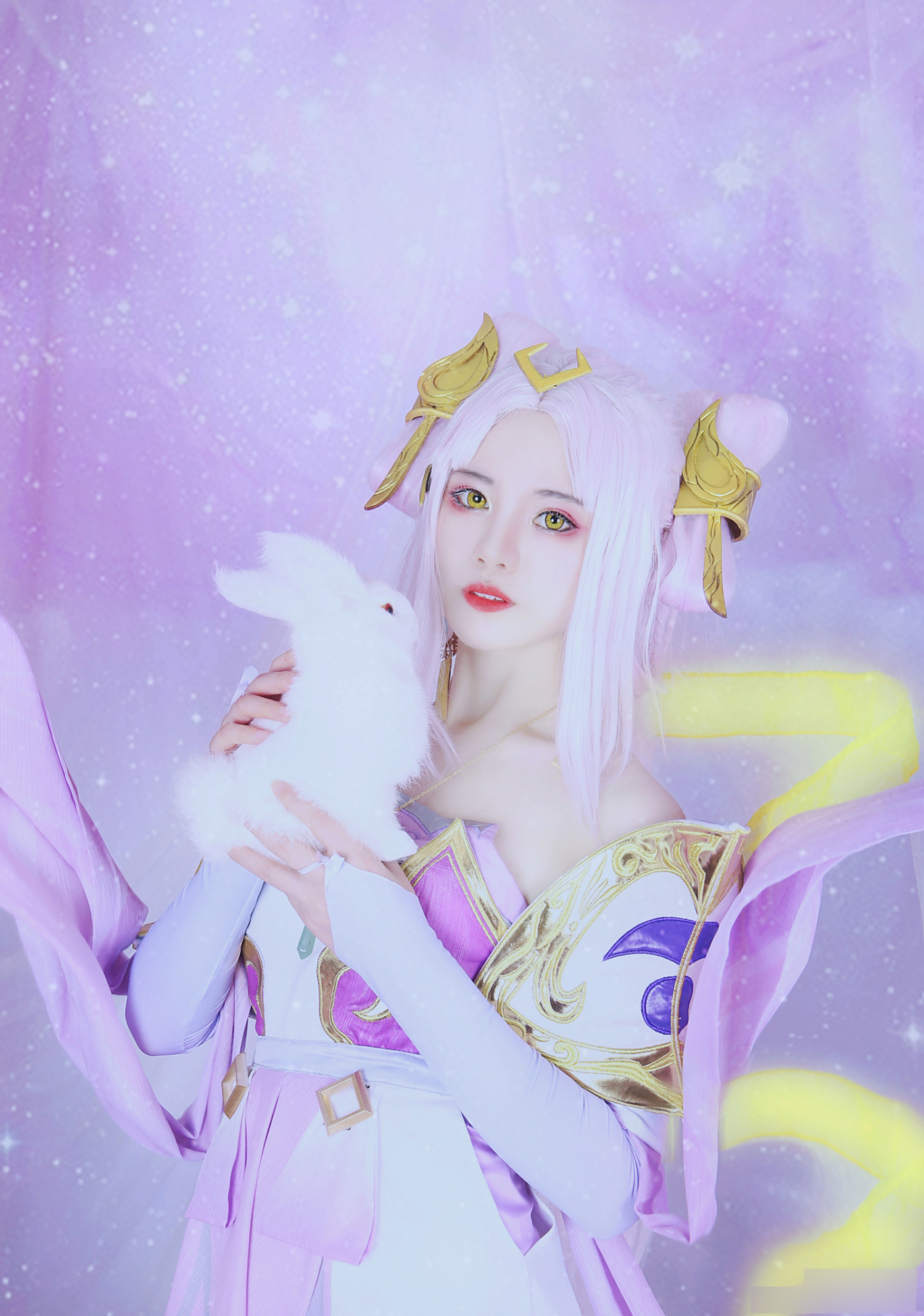 三位妹子cos的国产人气游戏王者荣耀角色嫦娥!你觉着哪组最棒呢