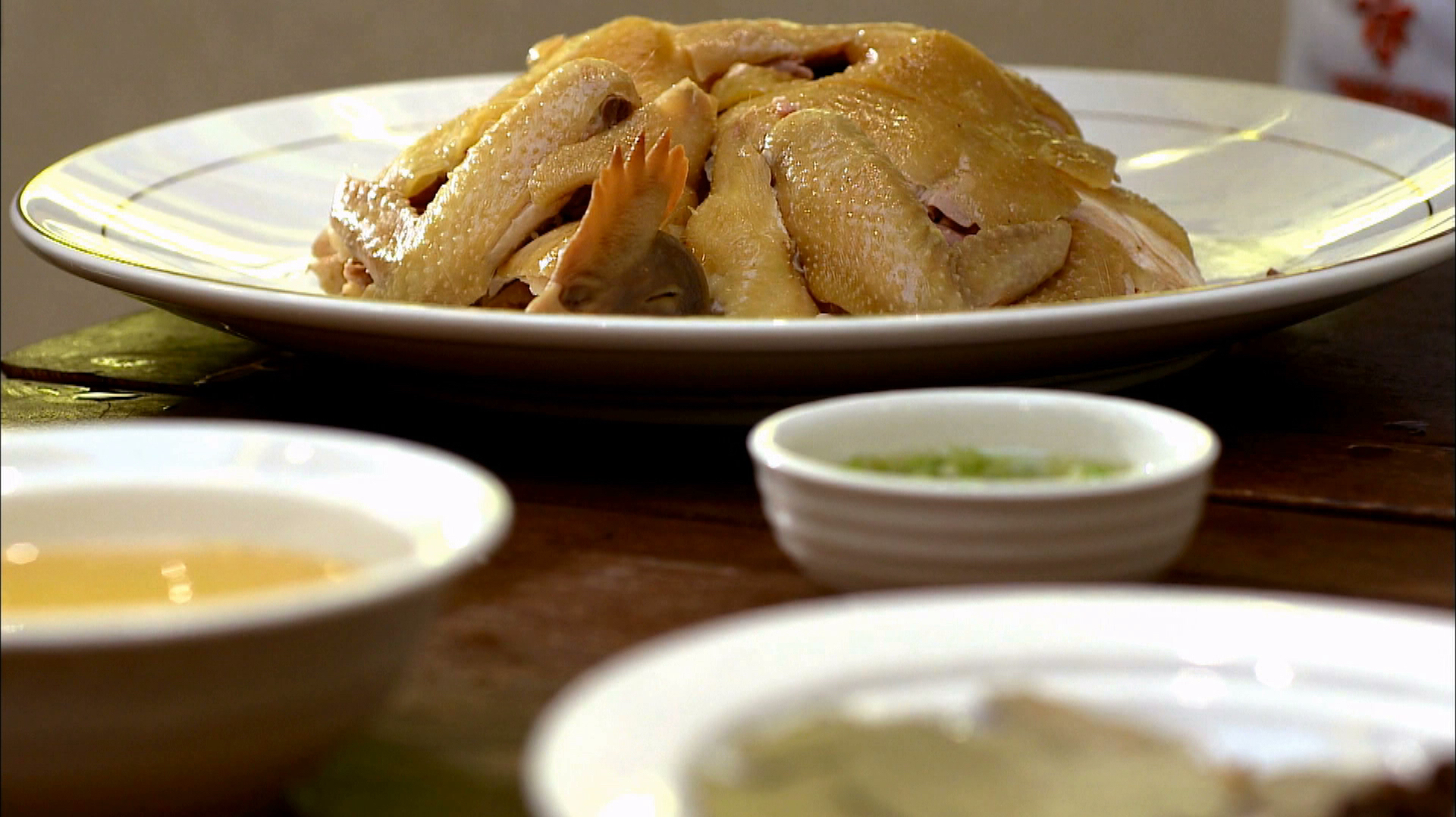 制作简单又好吃的白切鸡