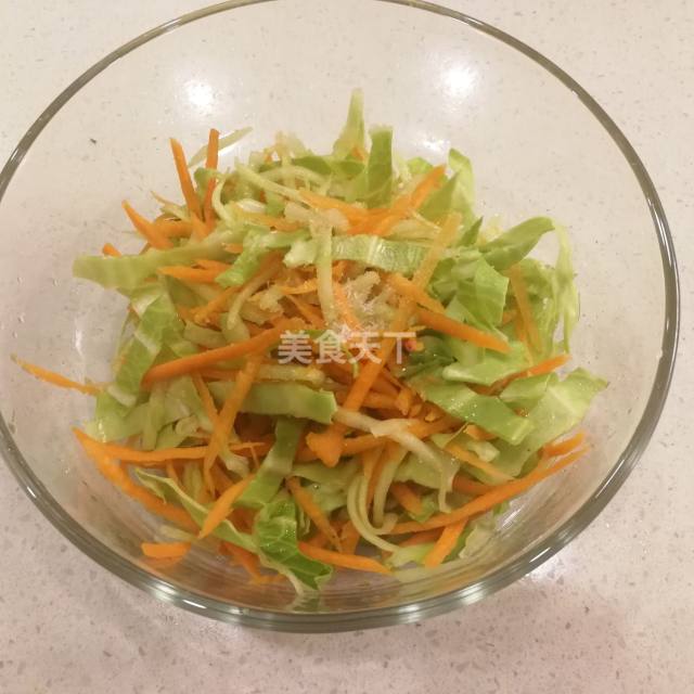 鱼籽蔬菜沙拉口感超棒,营养丰富吃不胖