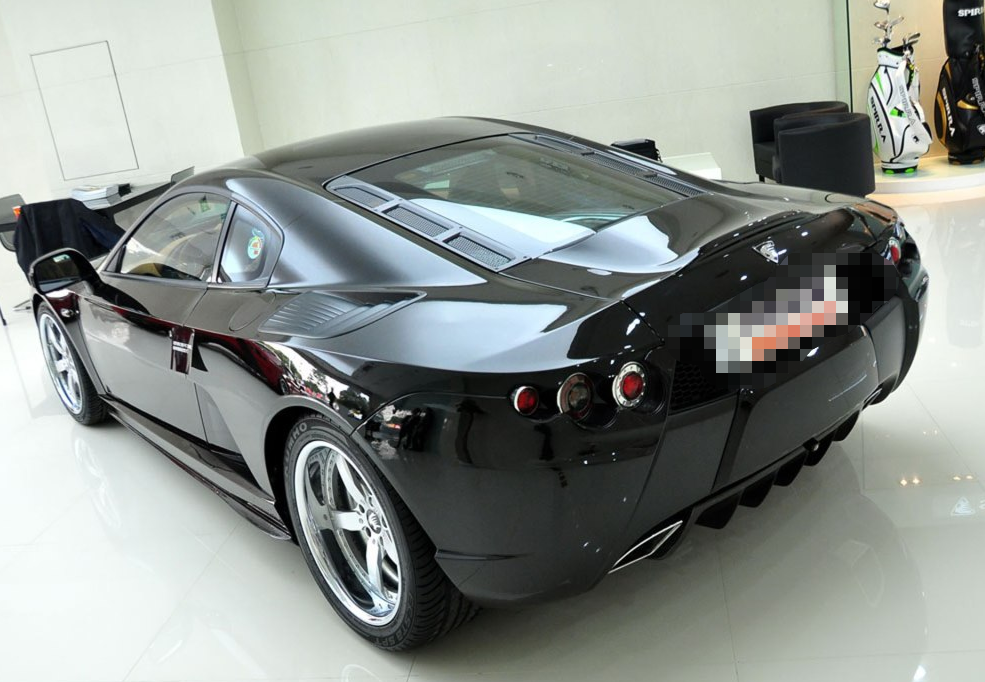 spirra思派朗,它的外形沉稳大气,搭配流线型的车身