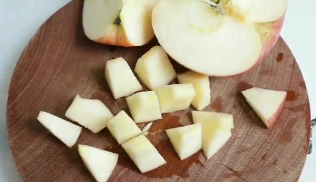 九妹的苹果不一样 芦荟炖苹果,养颜美白,清肝润肺 煲汤