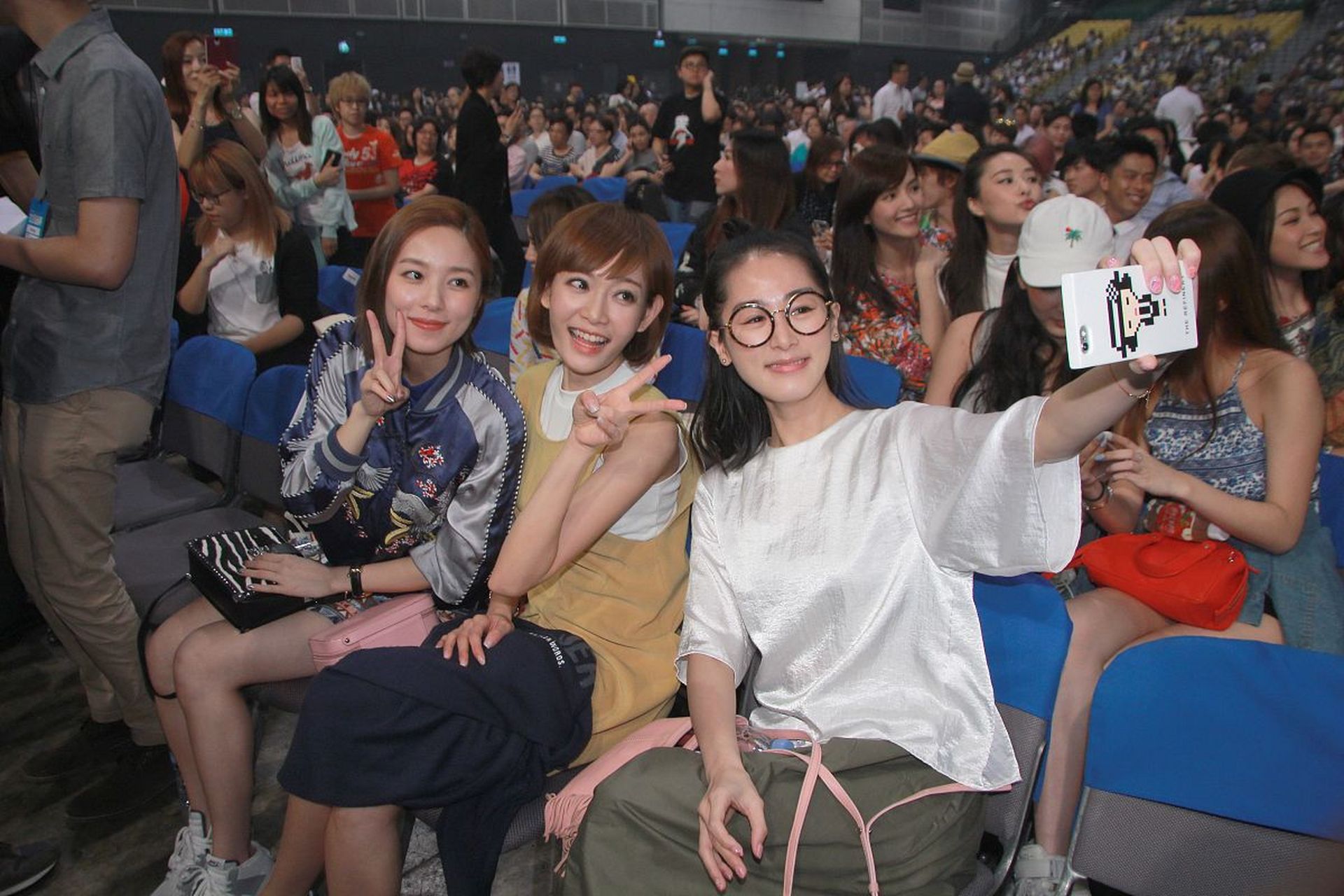 金晨晒出的南来北往合照真是让人眼前一亮啊!