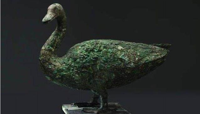 文物:三国时期的金凫雁,图2制作精良的石质铠甲