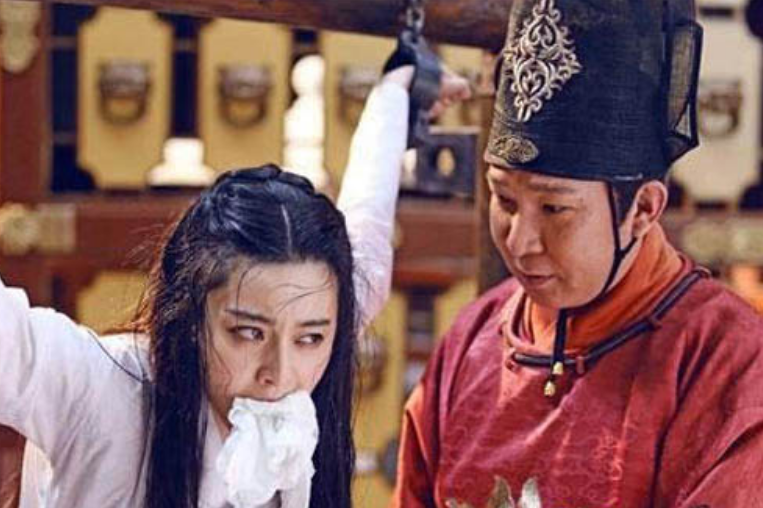 皇宫里的女太监是怎样炼成的?过程惨不忍睹,比男太监净身更可怕