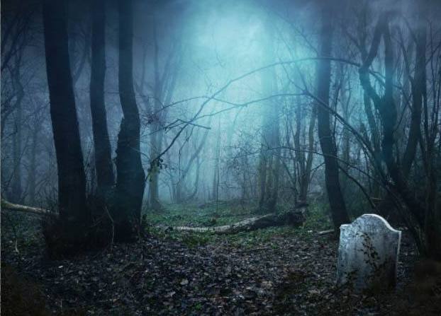 灵异文:新房盖在墓地边,家里怪事不断,请来阴阳先生才知真相