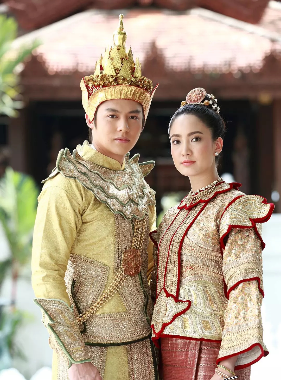 《城之源》公主与王子的爱恨情仇,bug满满的虐恋故事!