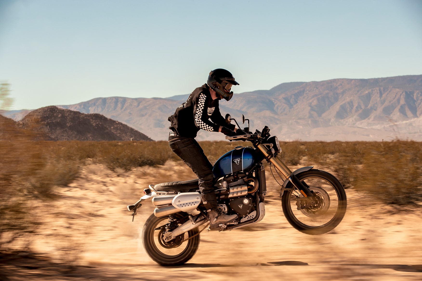 凯旋2019 triumph scrambler 1200发布,贝克汉姆最爱的穿越利器