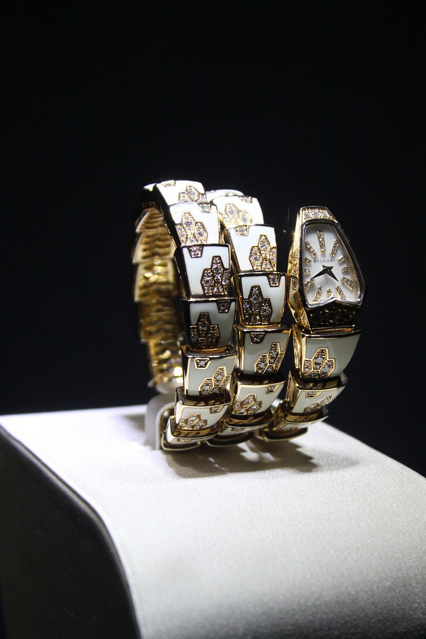 宝格丽官网疑将台湾列为国家# 一些国外的大品牌怎么每年都搞这种事