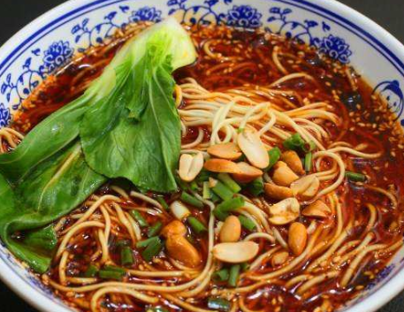 网评争议最大的三碗面条,尤其是图2,明明很好吃却被吐槽的最狠