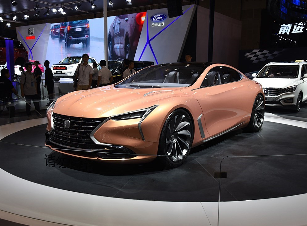 长安"超跑"颜值不错,悬挂新车标!就是太像雷克萨斯lc