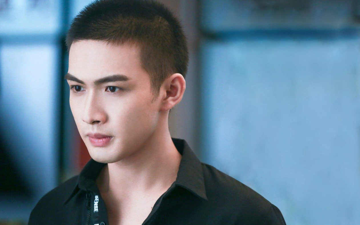 《小女花不弃》:"莲花夫妇"张彬彬林依晨又发糖,男主太苏!