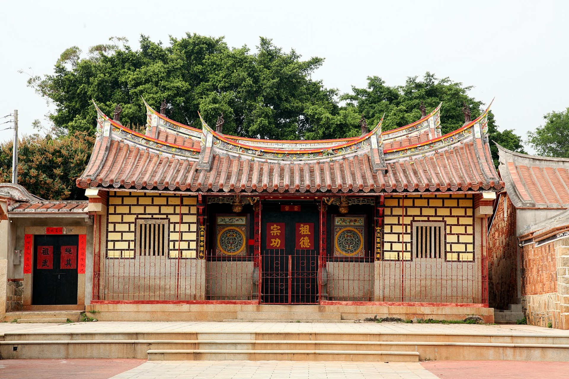 古今之旅回盼千年# 《福建古宅探秘:闽南古厝的传统民居》  闽南古 