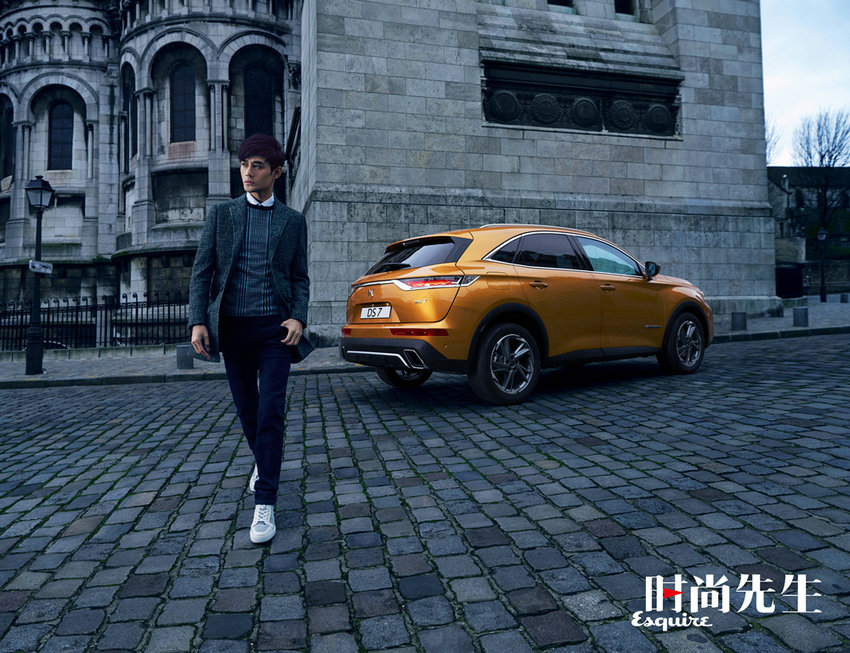 王凯登杂志封面 邂逅慵懒巴黎街头