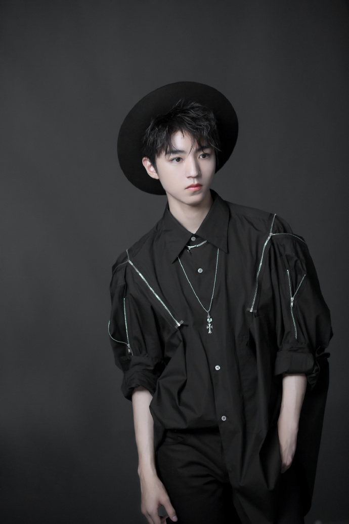 老脸,原相机的视频发过去了喜欢你,没办法,只能听你的@tfboys-王俊凯