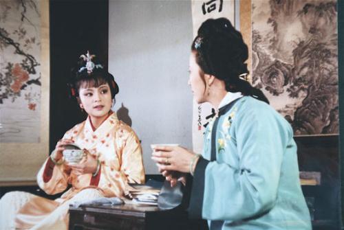 李纨的话,再一次证明了金玉良缘的荒谬性