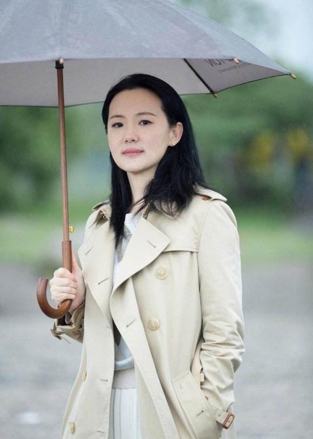 都知道咏梅得影后,却没人知道她年轻时多时尚,老公才是真正大咖