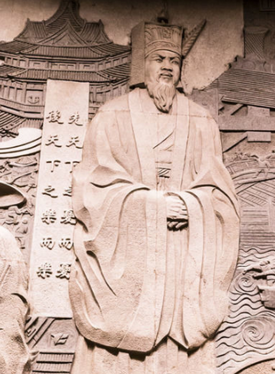 范仲淹是北宋名臣,以龙图阁直学士身份经略西线边防,改善军事制度和