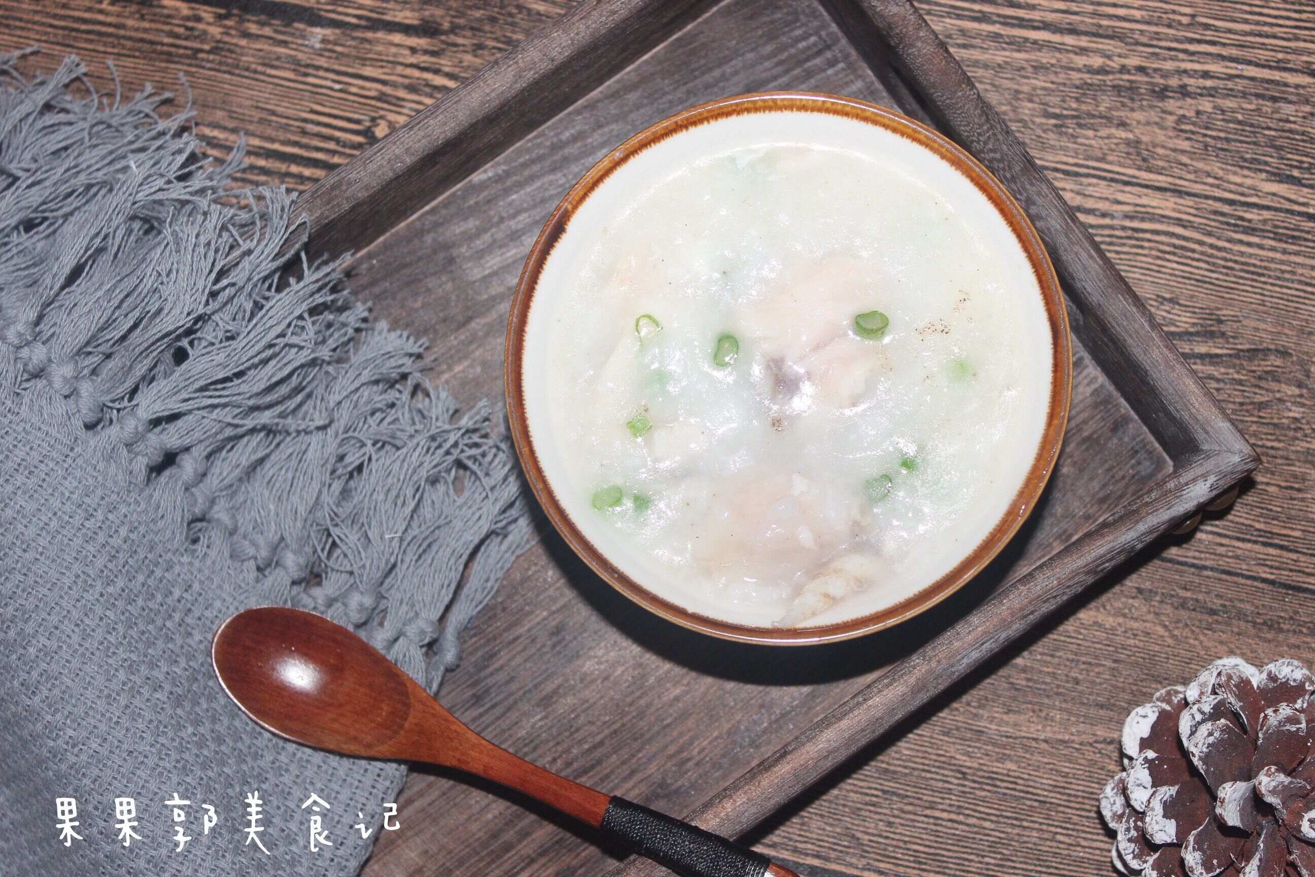 生滚鱼片粥,广式早茶的经典!饮茶必点!