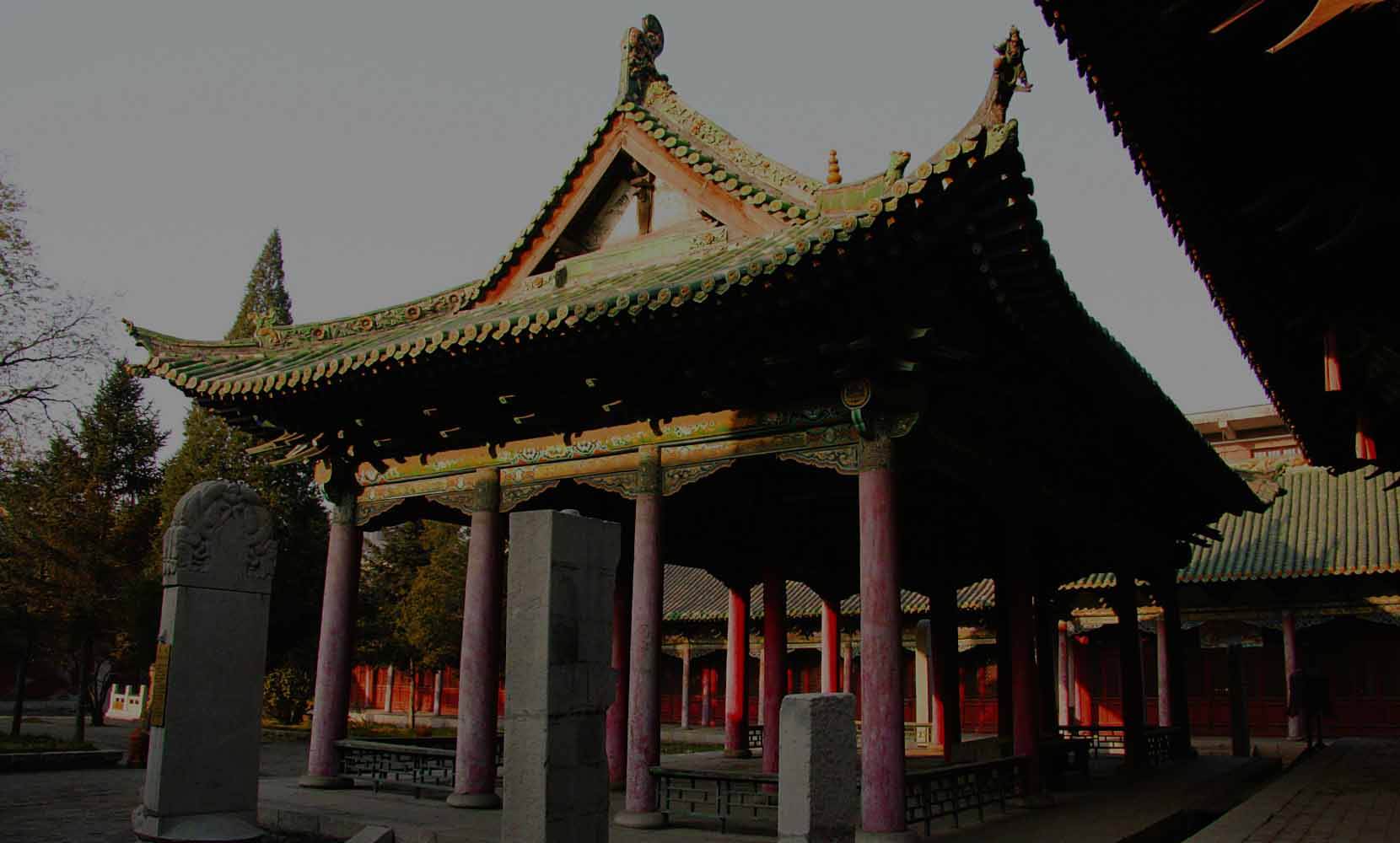 除了烟台牟氏庄园,长治潞安府城隍庙,建筑漂亮的知名旅游休闲场所原来