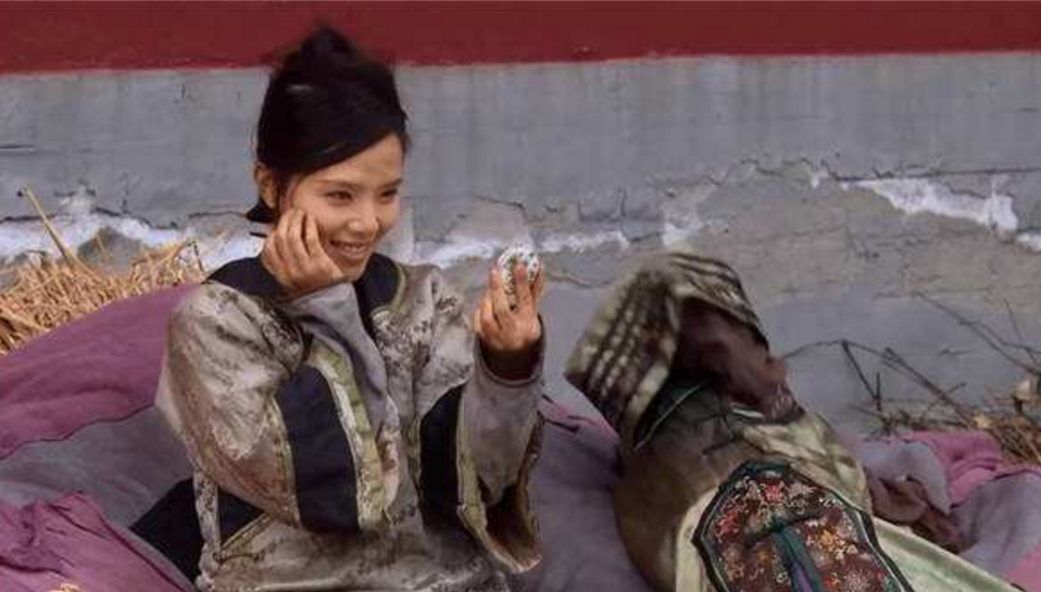 古代嫔妃被打入冷宫,为何太监抢着去伺候?原因道出人性黑暗