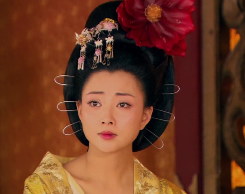 《武则天秘史》中有众多美女,不仅有殷桃和刘晓庆,还有郑爽