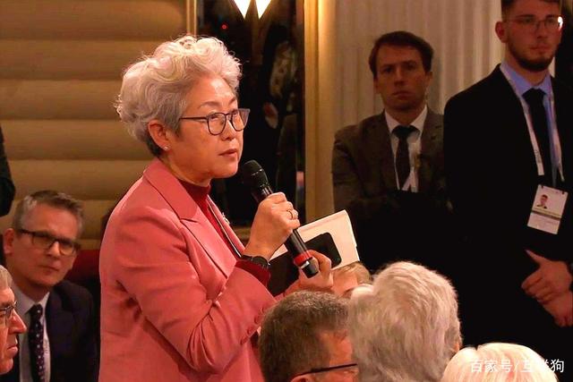 "欧洲,远离华为"!面对佩洛西的污蔑,傅莹当场回怼引来掌声