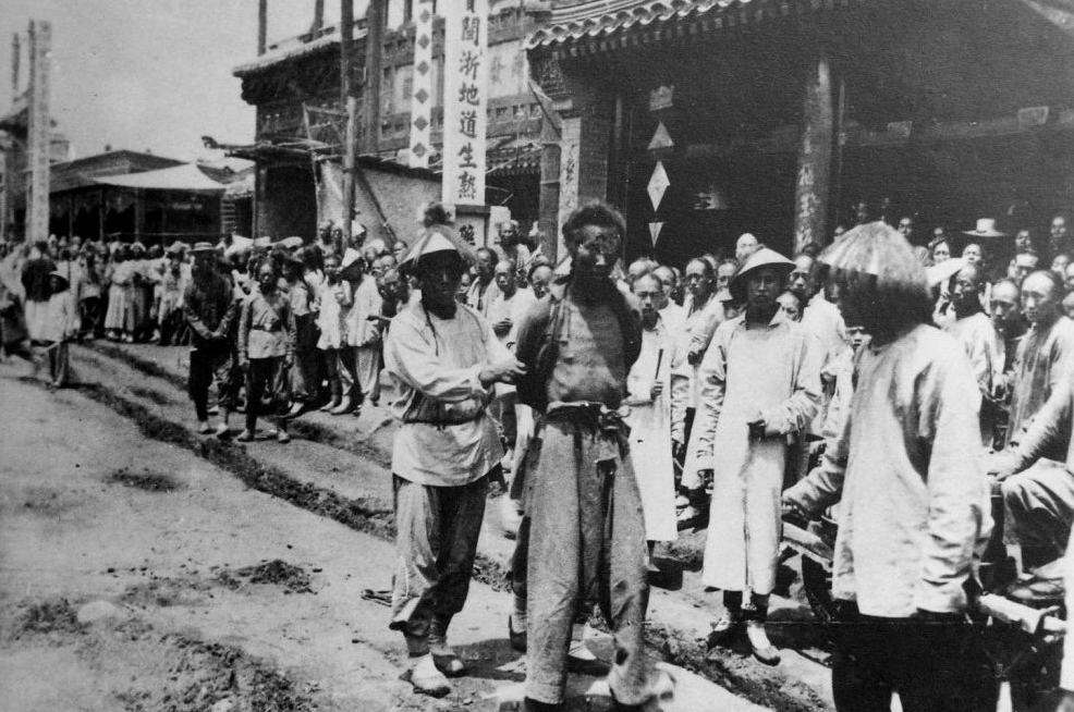 谭嗣同行刑前,妻子大声哭喊:我们还没孩子!他的回答让人敬佩