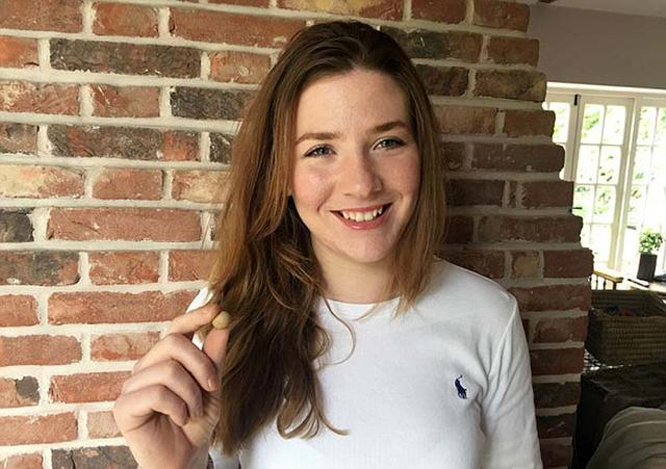 英国女孩来中国留学,回国后感叹:中国的小学生太强了