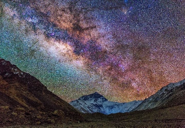 年终特稿:五十人,五十张照片,记录2018中国最美星空(一)