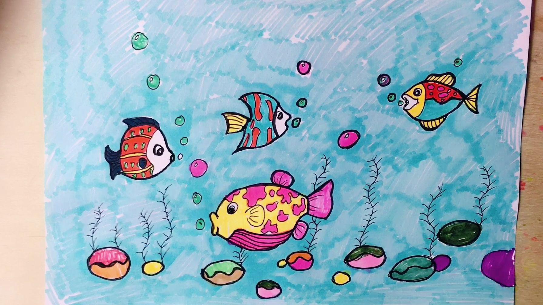 儿童早教美术绘画简笔画基础,教你如何画海鱼