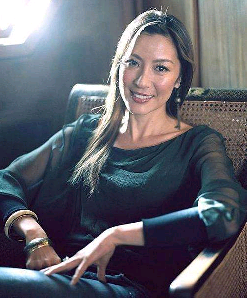 59岁杨菁菁近照,与惠英红师出同门,是杨紫琼电影作品的原型