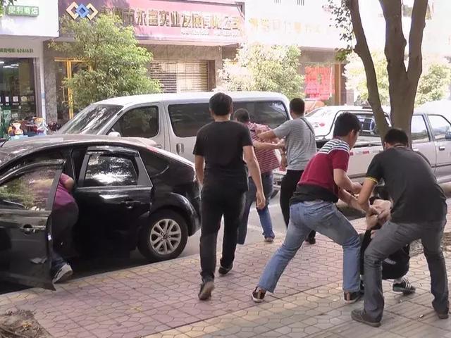 全年三水共打掉48个涉黑团伙!