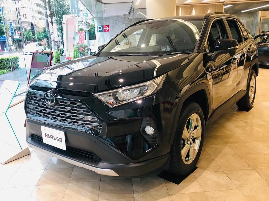 首台2020款丰田荣放到店,颜值不输汉兰达,性能提升看齐大众途昂