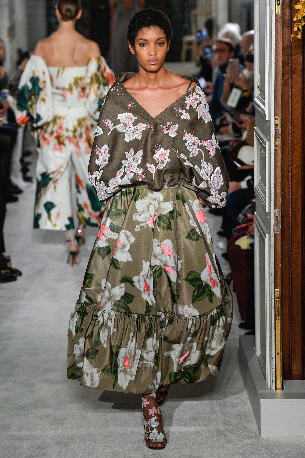 valentino华伦天奴 2019春夏高级定制发布秀