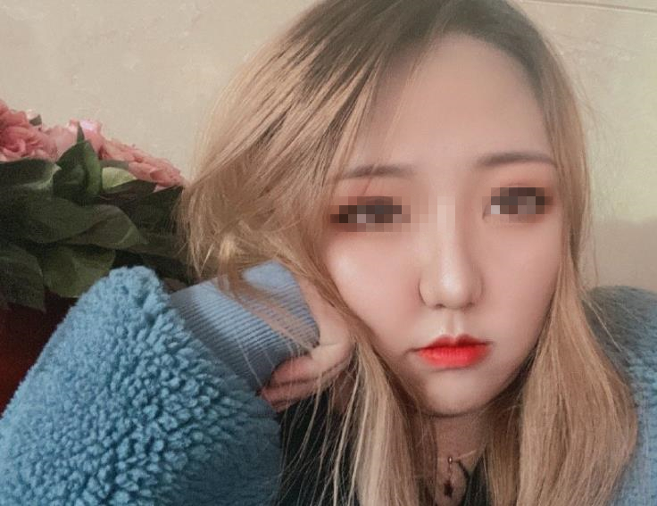 lol陪玩年入440万?又和网红有关系,项目内容已突破底线