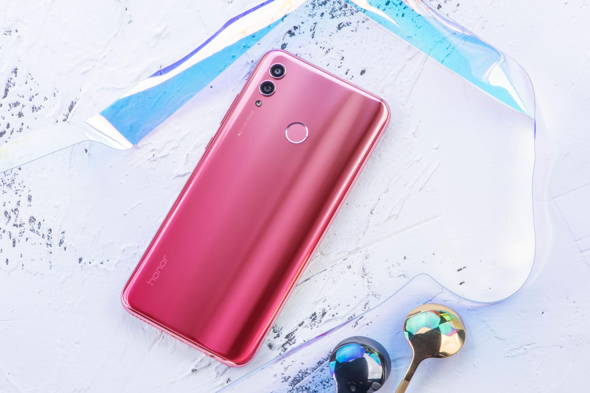 360 手机n7 pro,这是360的一款很具性价比的手机,搭载骁龙710处理器